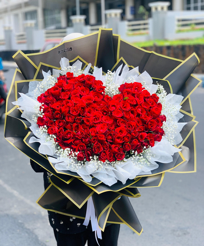 Buket Bunga Merah Muda